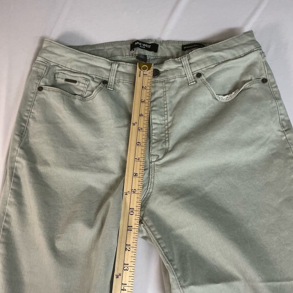 Nine West Women's Soft Gray‎ Straight Leg Jeans - Picture 11 of 15